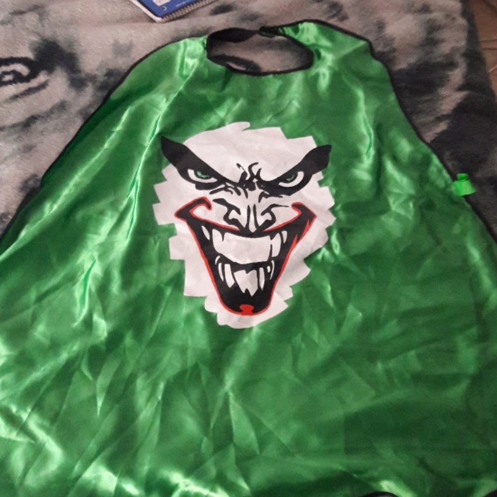 2 sides cape
